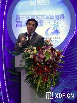 刘长铭校长