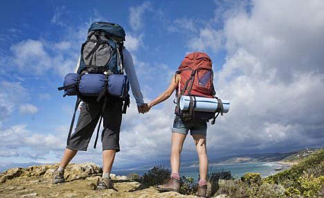 双语阅读：英中年人流行银发“空档年”