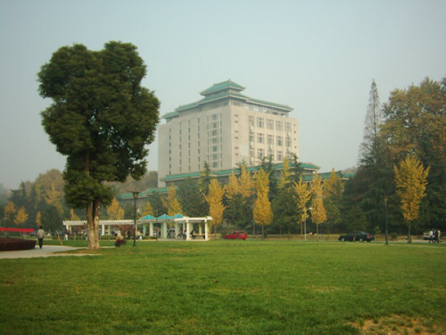 武汉大学