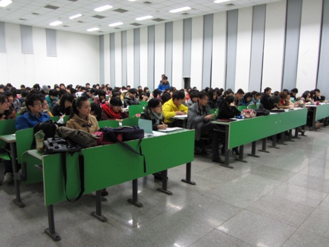 战妙招走进工大_学校活动_天津新东方学校-天