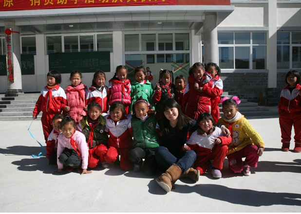 2011新东方独克宗小学支教行-支教老师和孩子们