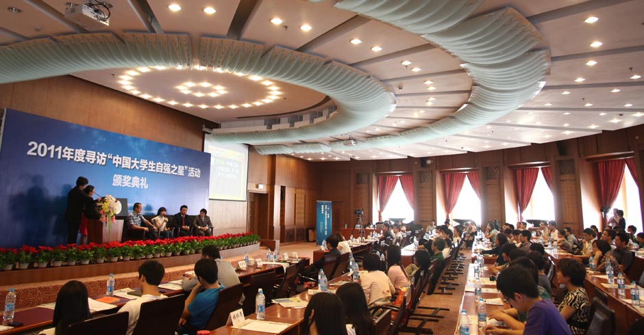 俞老师与现场听众互动交流