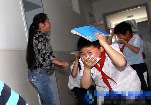 小学生防灾疏散演习