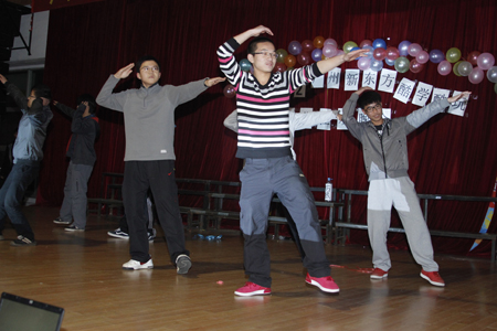 哟哟切克闹图片+