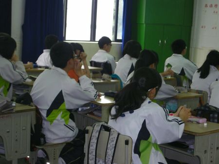 杭州新东方学校在十三中开设中考英语冲刺班