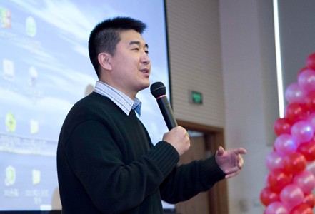 北京新东方中小学一对一系列公益巡讲走进东方