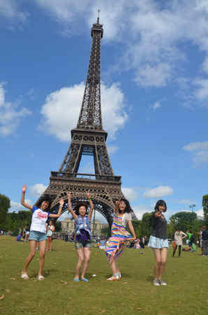 欧洲游学正当时:学正统英语,解浪漫风情!