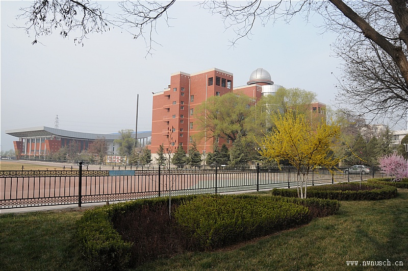 北京师范大学附属实验中学托福考点