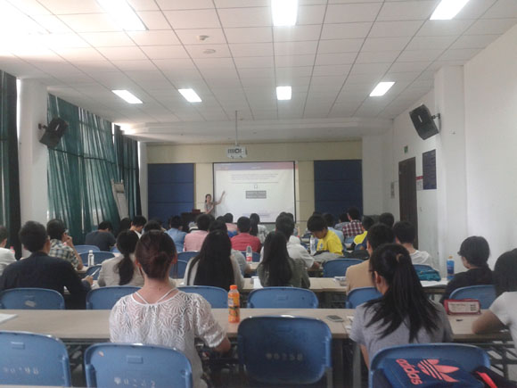 喜讯:成都新东方学校电子科技大学校内合作班