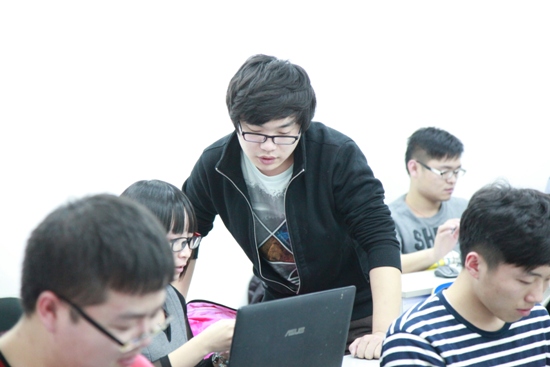 新东方优能中学进步可视化产品研发会议在上海举行 