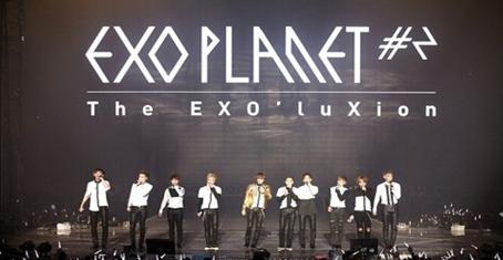 EXO演唱会华丽进化录