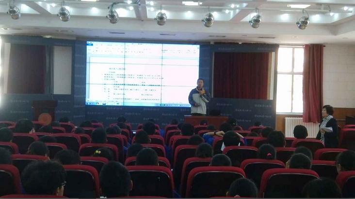 天津新东方中学校园行走进天大附中