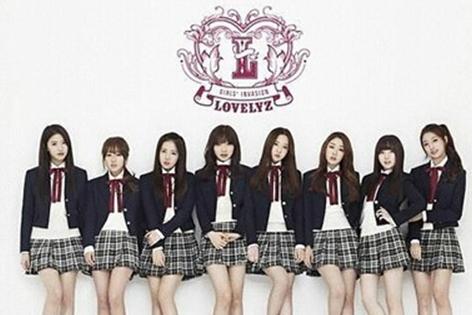 韩国新生代女子组合青春大出动     