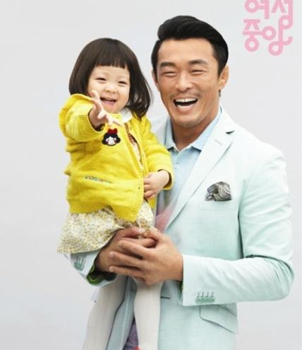 盘点韩国明星亲子照     