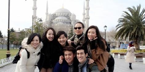 f(x)队长宋茜解约系流言 花样姐姐照片受关注 