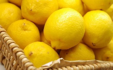 夏日清凉柠檬汁做法&功效大揭秘！    