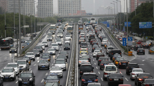 漫话英伦:也说英国司机的“绅士风度” 漫话英伦:也说英国司机的“绅士风度”