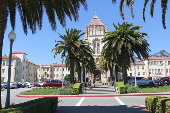 旧金山大学（University of San Francisco）