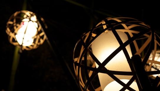 尘世间只属于你的烛火    