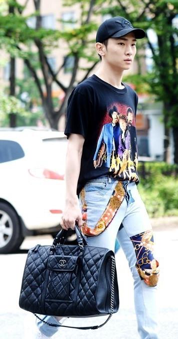 韩国爱豆上班Fashion大比拼    