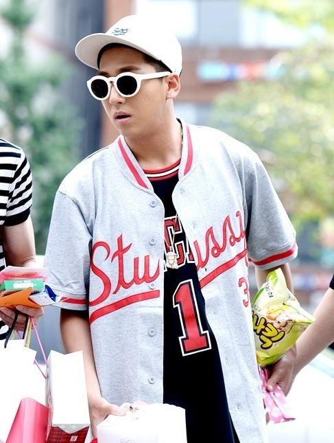 韩国爱豆上班Fashion大比拼    