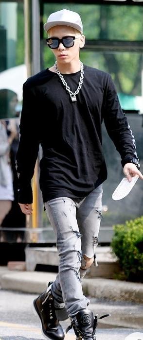 韩国爱豆上班Fashion大比拼    