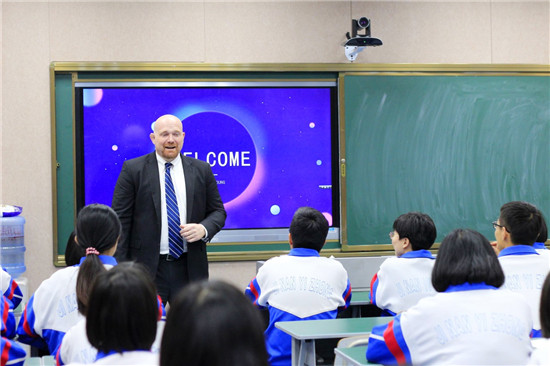 新東方國際游學(xué)攜美國加州中學(xué)校長團(tuán)訪華