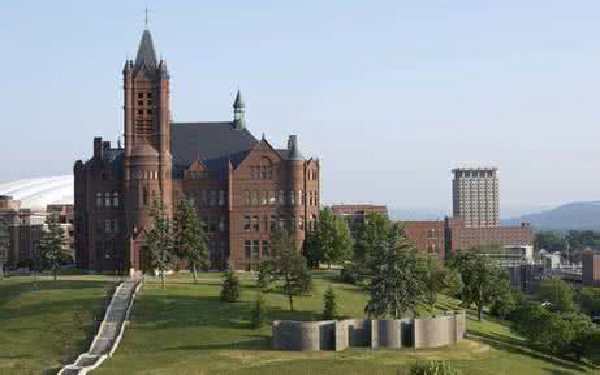 2018美国留学:雪城大学托福分数最低录取要求