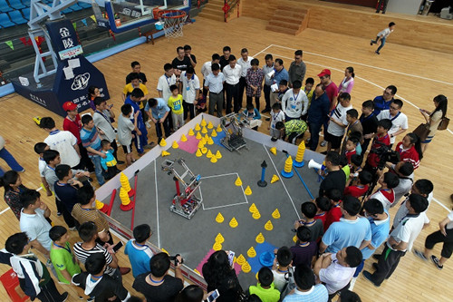 长沙市青少年机器人竞赛比赛现场