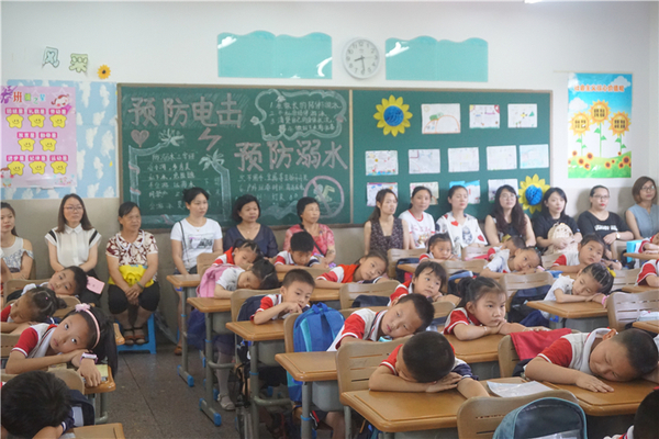 周南秀峰学校举办“点滴润童心，童心筑童梦”成果展示活动