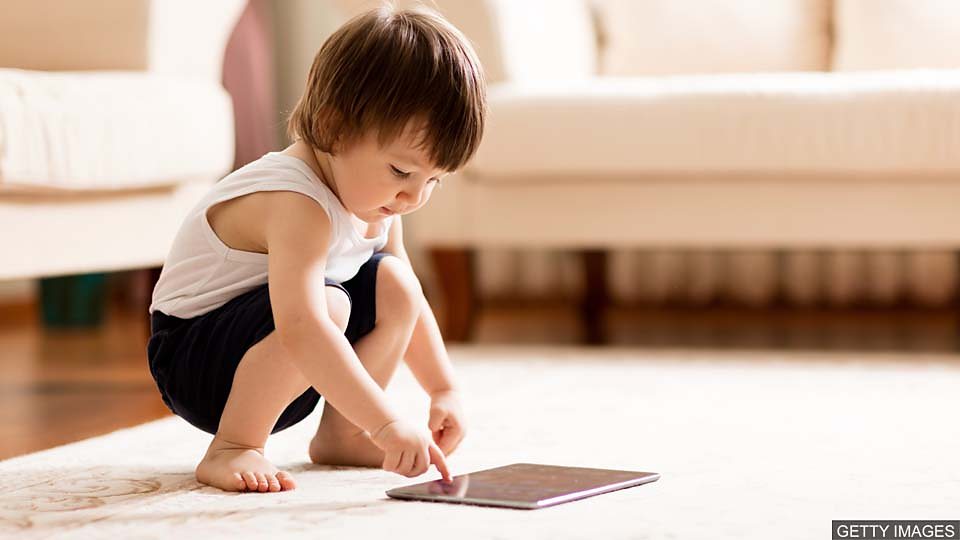 研究显示英国学龄前儿童上网看视频时间增加