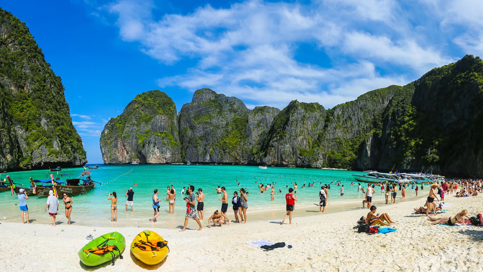 Maya Bay: Saving paradise 玛雅湾：拯救天堂般美丽的海滩