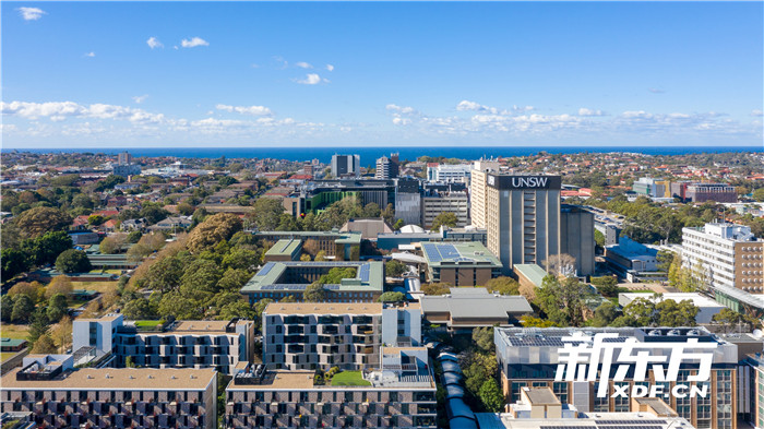 新南威尔士大学太阳能屋顶航拍