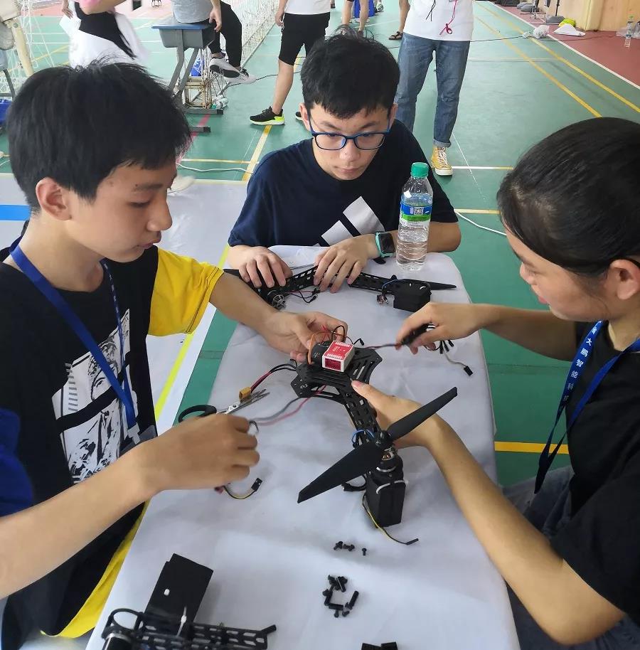 FTF青少年无人机赛