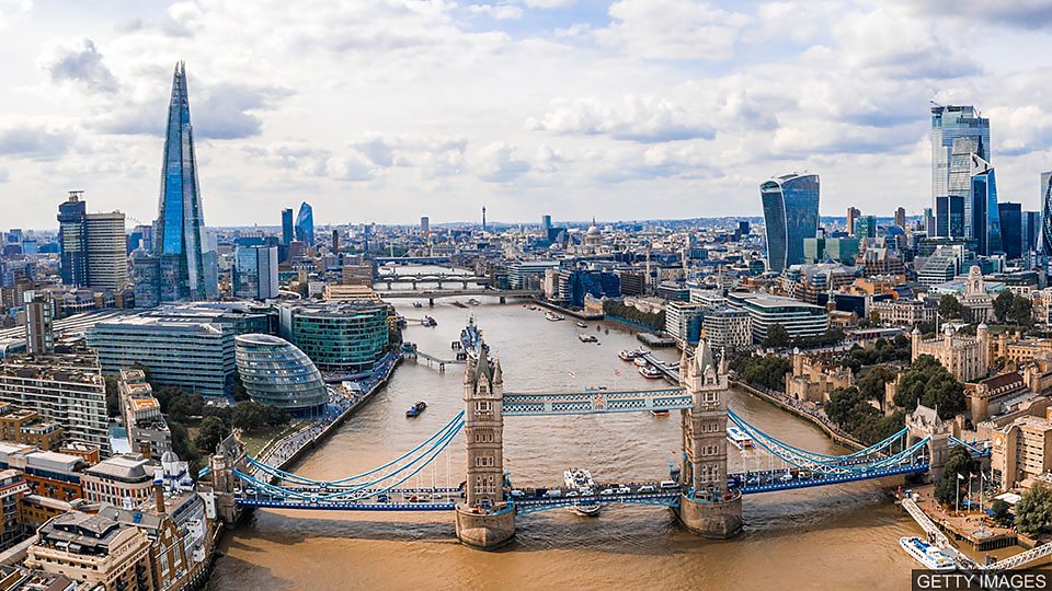 London unlocked 伦敦放宽疫情封锁措施 各大场所重新开放