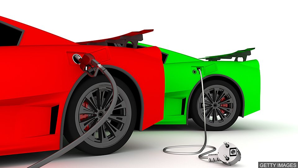  英国宣布2030年起将禁止销售新的汽油和柴油汽车 Ban on new petrol and diesel cars in UK from 2030