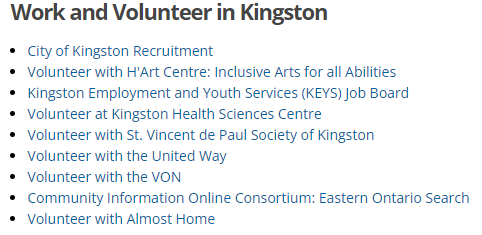 请这样介绍女王大学！