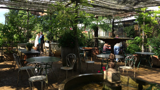 玩转英伦：屋顶漏风的米其林咖啡花园